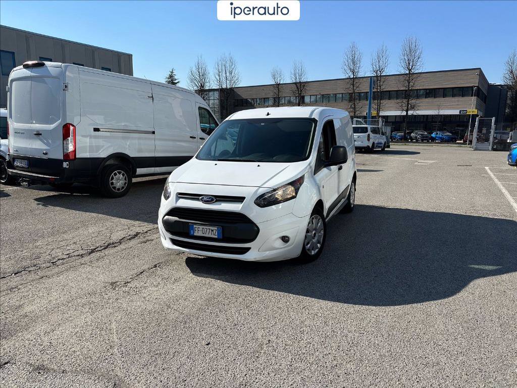 https://cdn-sm.caraffinity.it/images/vehicles/4460896/1/large