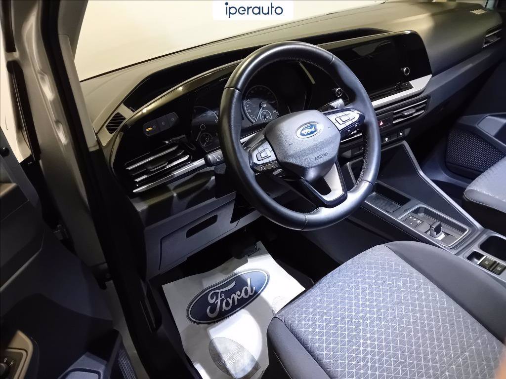 https://cdn-sm.caraffinity.it/images/vehicles/4461206/7/large