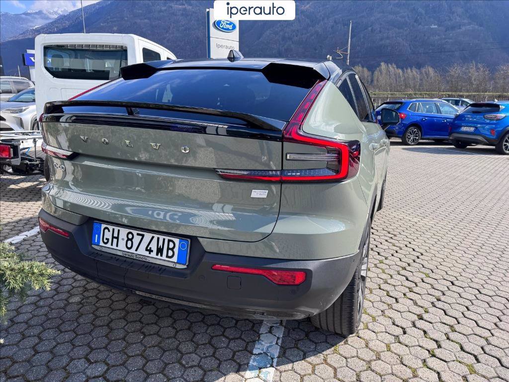 https://cdn-sm.caraffinity.it/images/vehicles/4466454/4/large