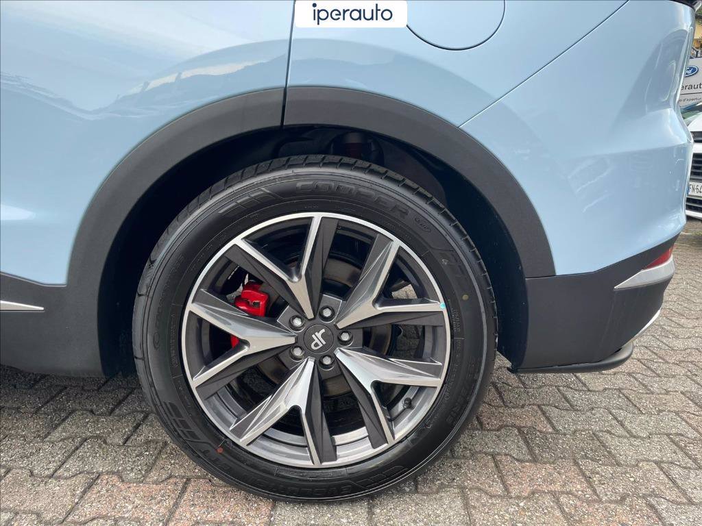 https://cdn-sm.caraffinity.it/images/vehicles/4531778/8/large