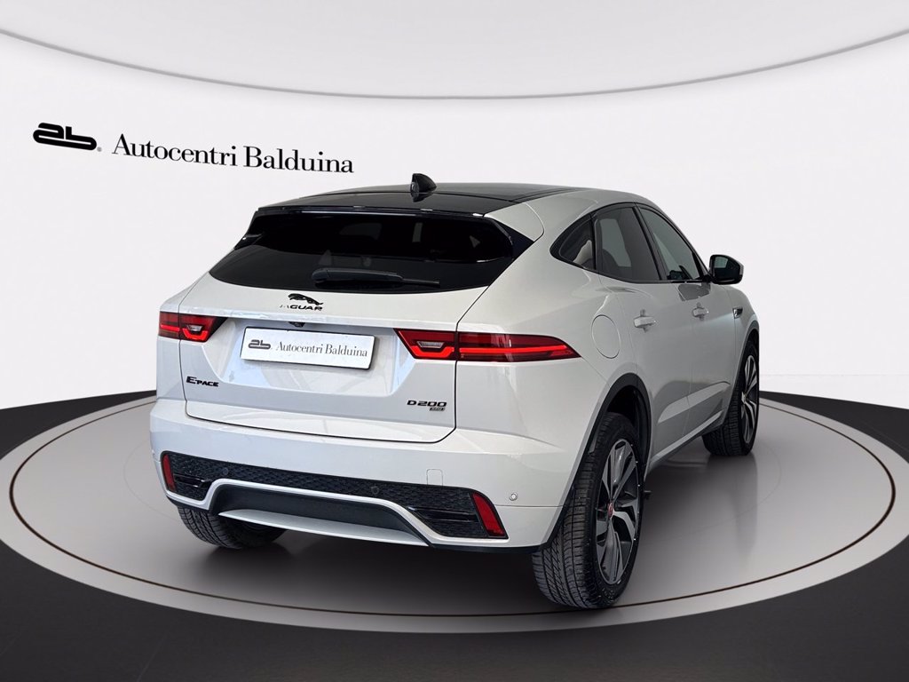 https://cdn-sm.caraffinity.it/images/vehicles/4551198/3/large