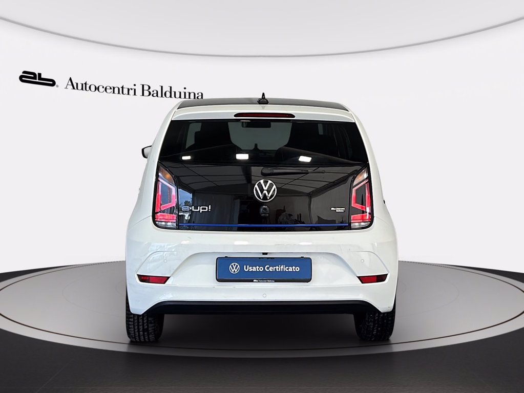 https://cdn-sm.caraffinity.it/images/vehicles/4594741/4/large