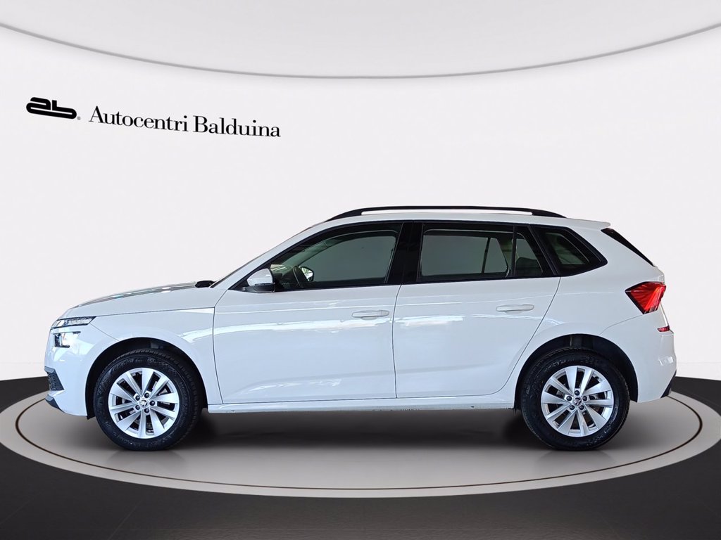 https://cdn-sm.caraffinity.it/images/vehicles/4599753/2/large