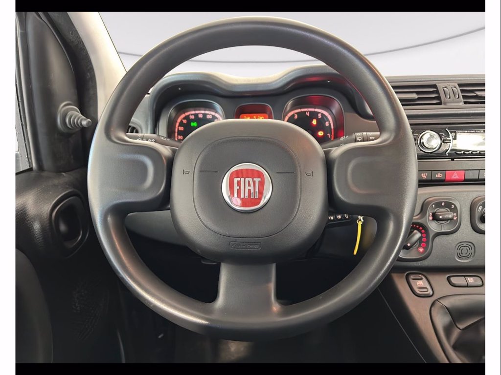 https://cdn-sm.caraffinity.it/images/vehicles/4600899/6/large