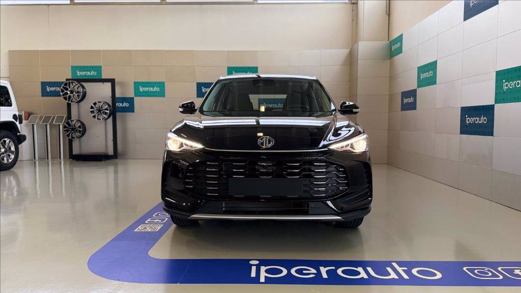 https://cdn-sm.caraffinity.it/images/vehicles/4603732/1/large