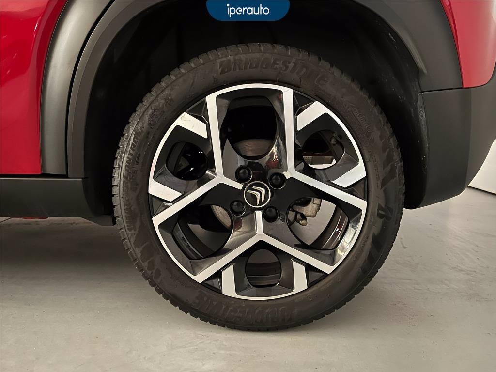 https://cdn-sm.caraffinity.it/images/vehicles/4609611/6/large