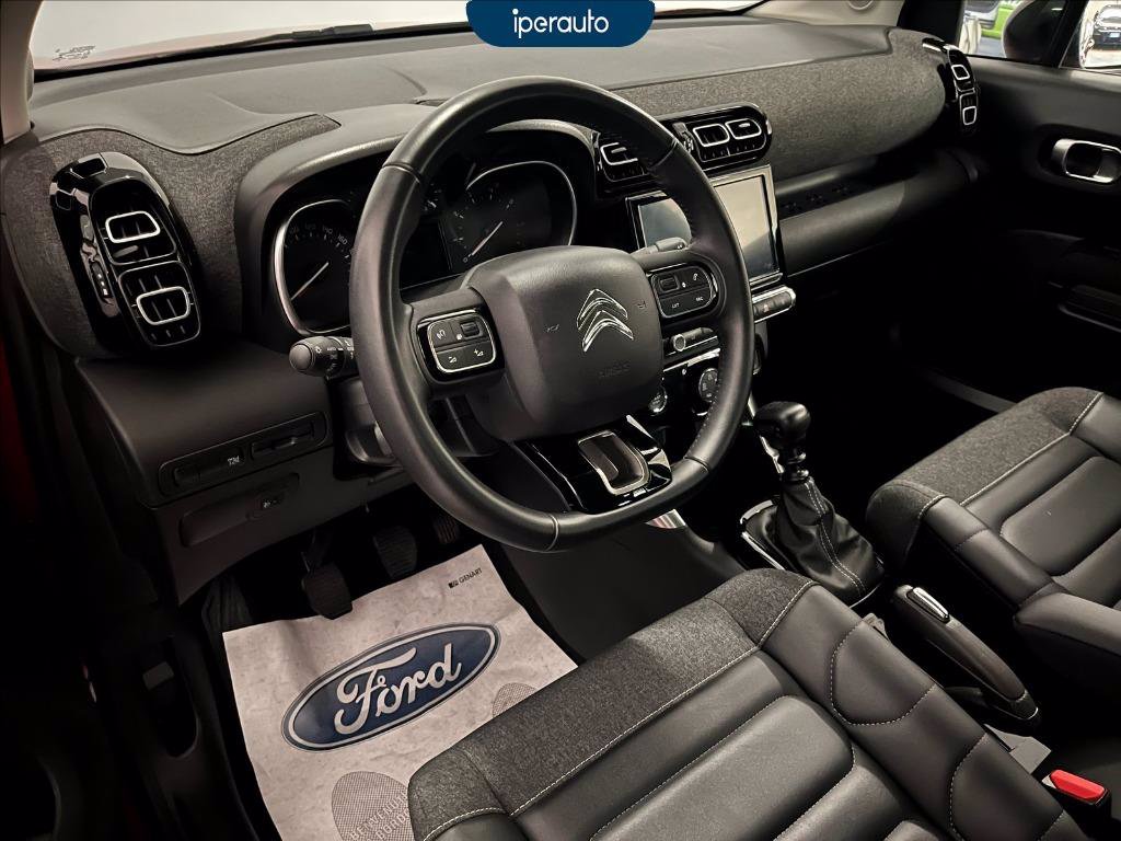 https://cdn-sm.caraffinity.it/images/vehicles/4609611/7/large