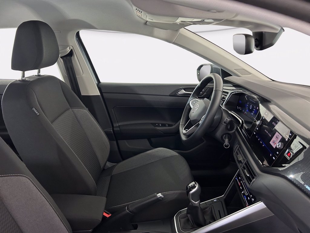 https://cdn-sm.caraffinity.it/images/vehicles/4612553/7/large