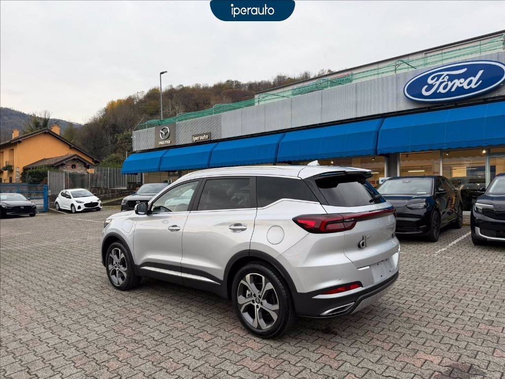 https://cdn-sm.caraffinity.it/images/vehicles/4615693/6/large