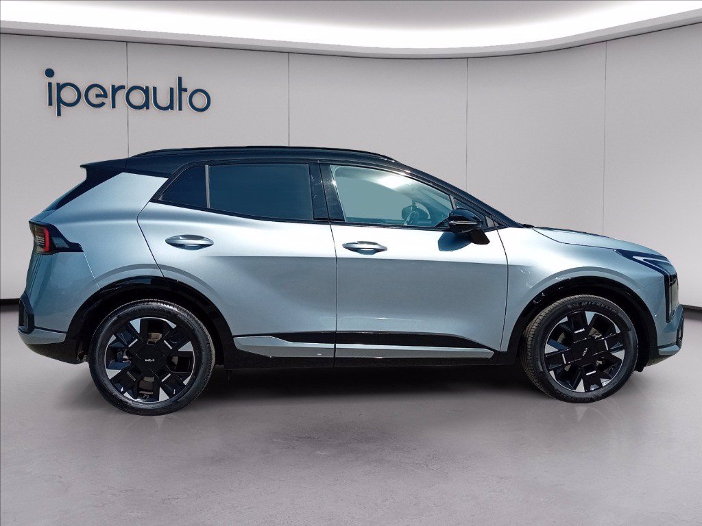 https://cdn-sm.caraffinity.it/images/vehicles/4617680/5/large