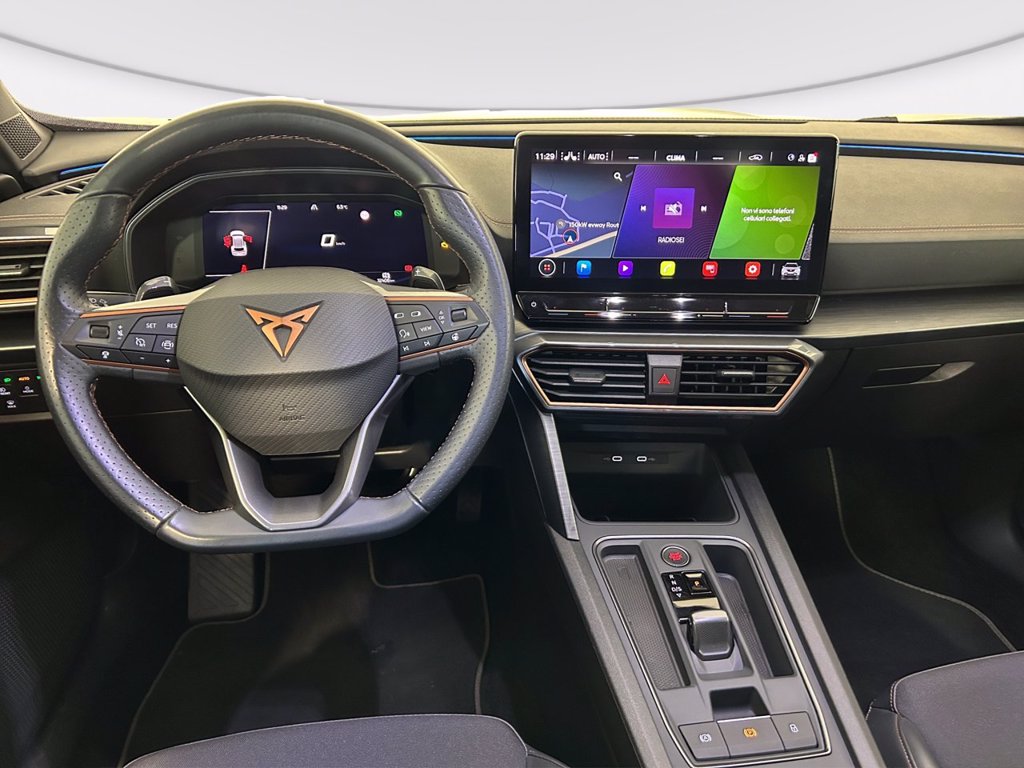 https://cdn-sm.caraffinity.it/images/vehicles/4619771/5/large