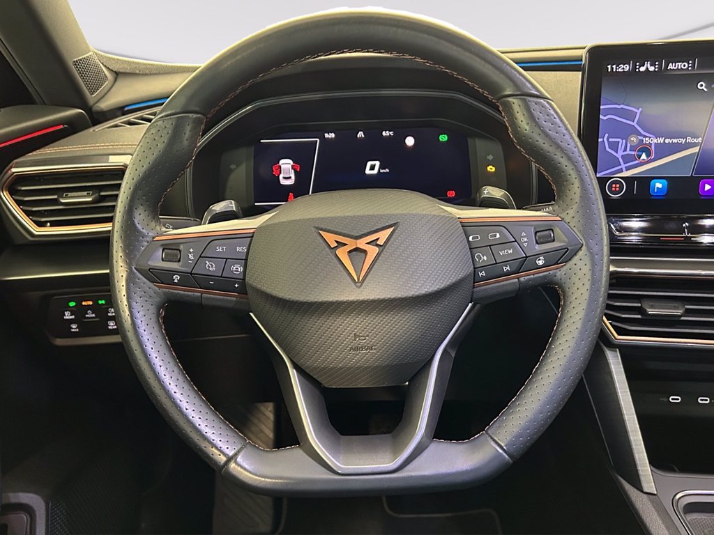 https://cdn-sm.caraffinity.it/images/vehicles/4619771/6/large