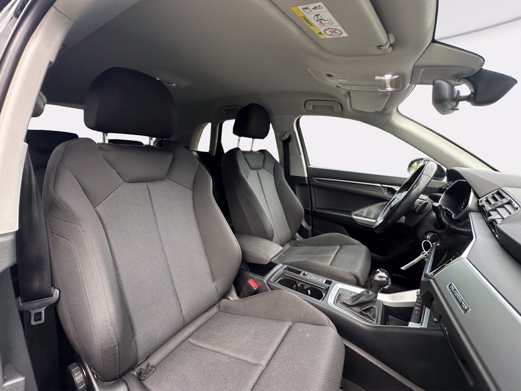 https://cdn-sm.caraffinity.it/images/vehicles/4627368/7/large