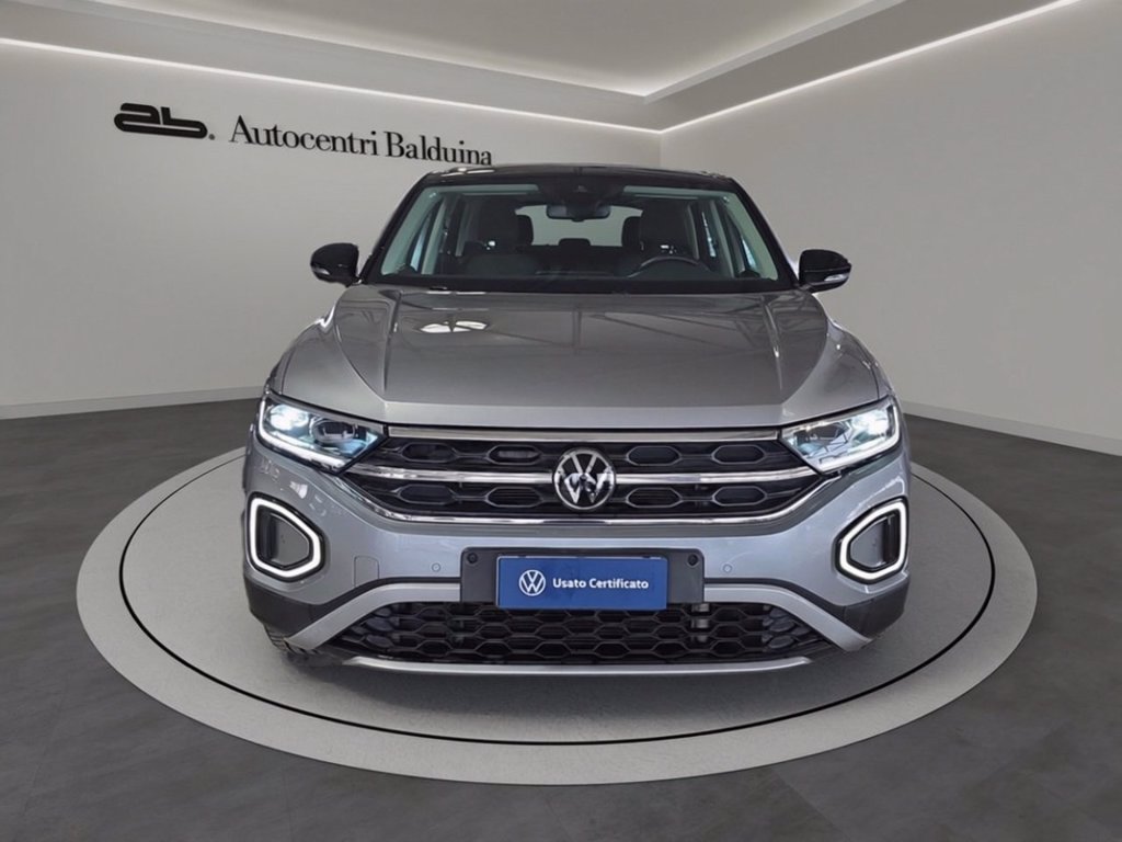https://cdn-sm.caraffinity.it/images/vehicles/4648082/4/large