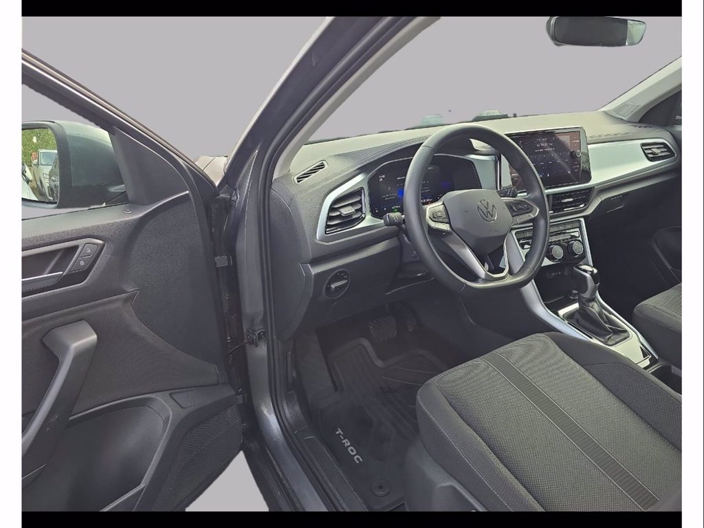 https://cdn-sm.caraffinity.it/images/vehicles/4649210/7/large