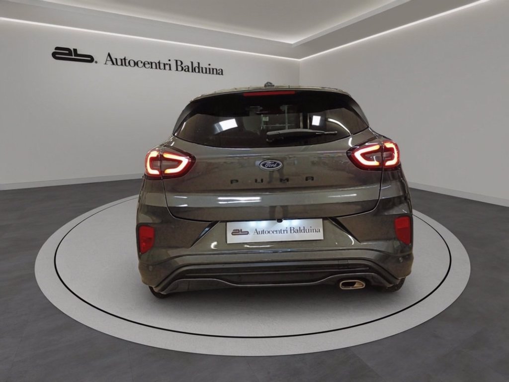https://cdn-sm.caraffinity.it/images/vehicles/4649824/7/large