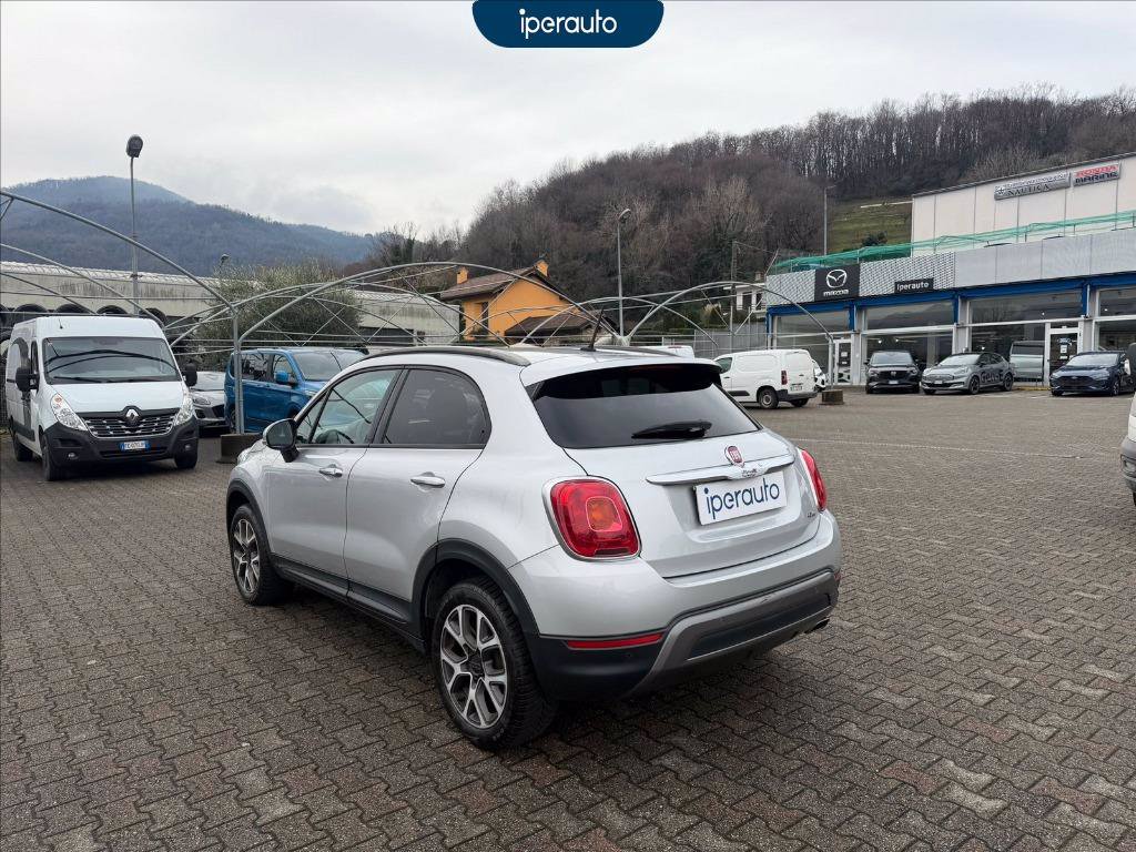 https://cdn-sm.caraffinity.it/images/vehicles/4650377/6/large