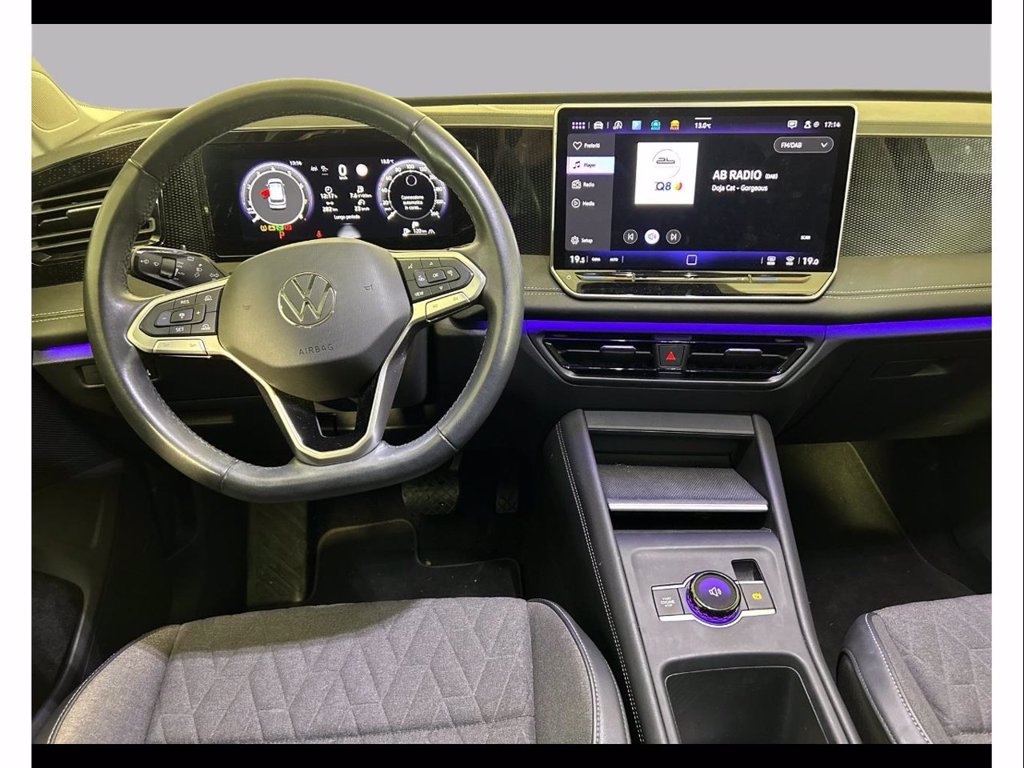 https://cdn-sm.caraffinity.it/images/vehicles/4652538/5/large