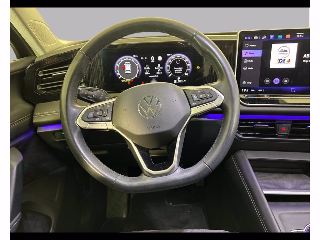 https://cdn-sm.caraffinity.it/images/vehicles/4652538/6/large
