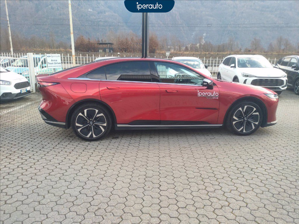 https://cdn-sm.caraffinity.it/images/vehicles/4653419/4/large