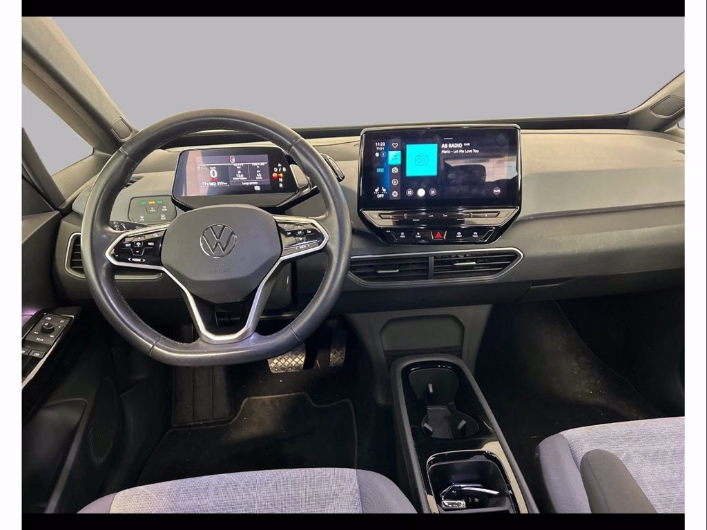 https://cdn-sm.caraffinity.it/images/vehicles/4653908/5/large