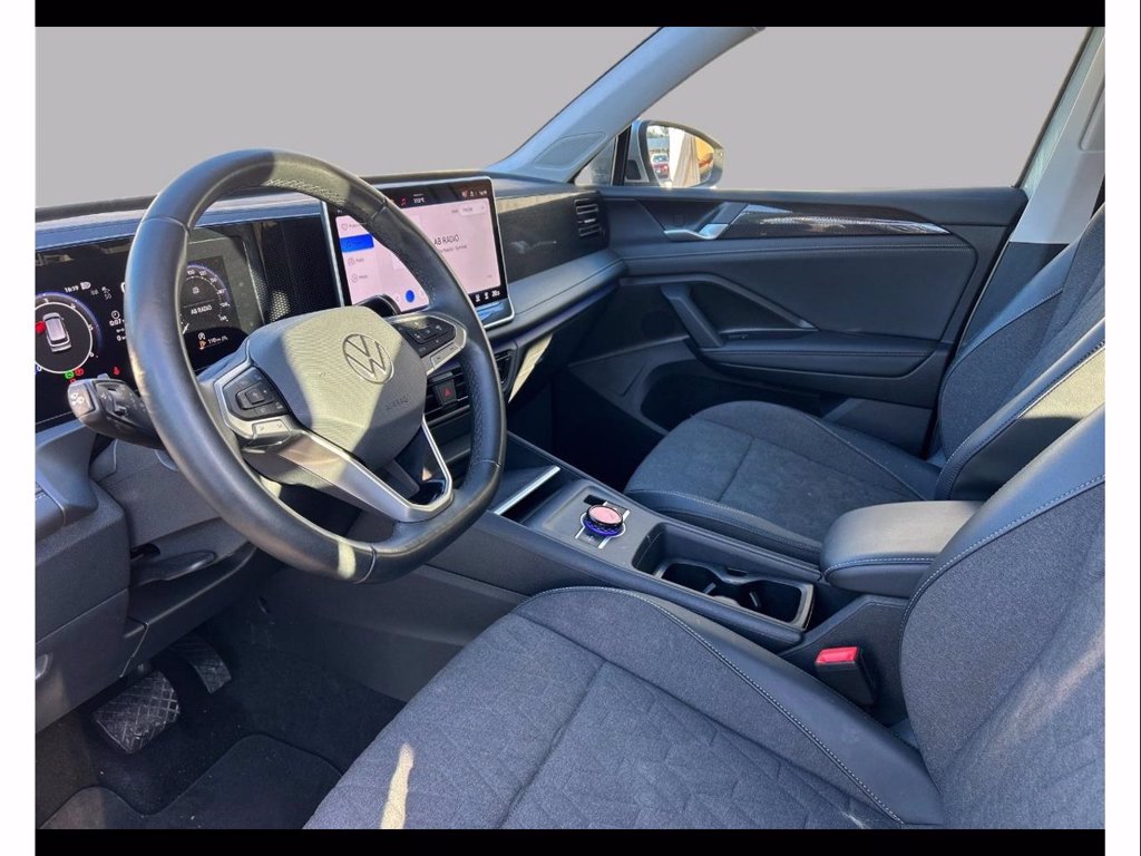 https://cdn-sm.caraffinity.it/images/vehicles/4656106/7/large