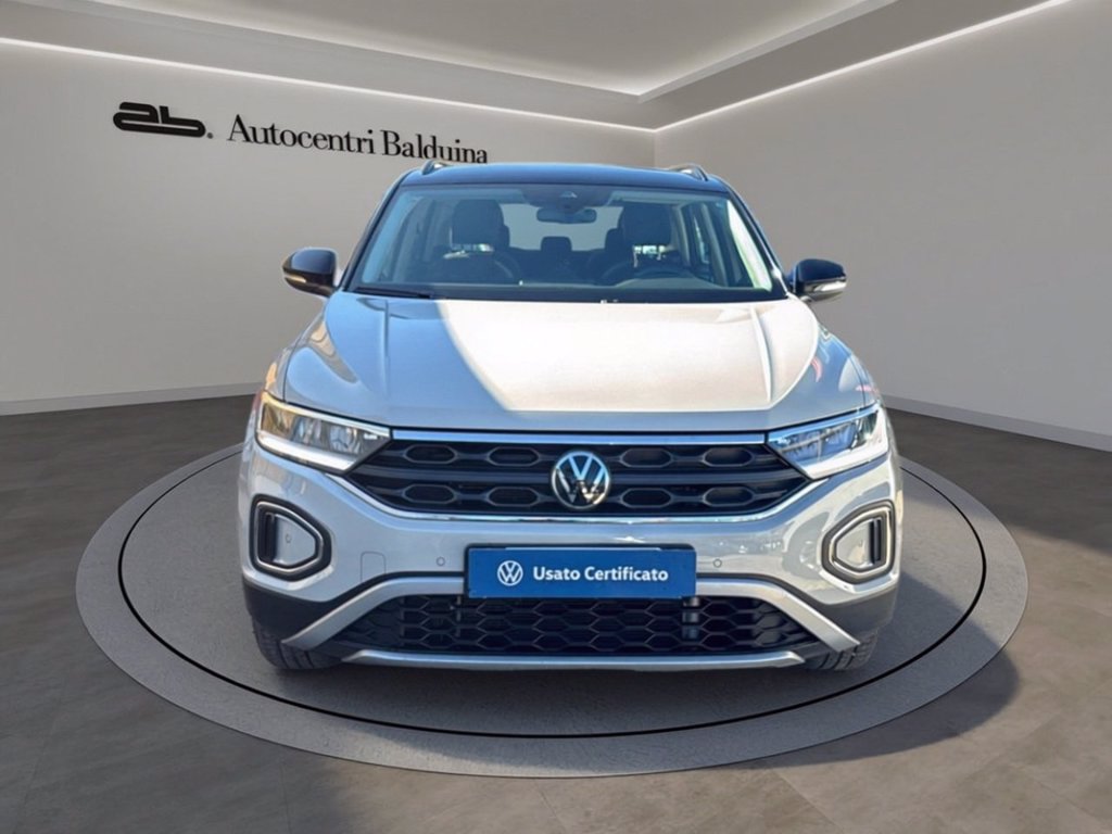 https://cdn-sm.caraffinity.it/images/vehicles/4656109/3/large