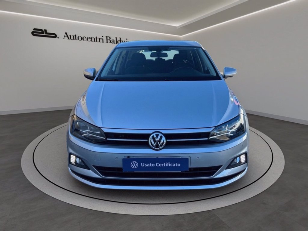 https://cdn-sm.caraffinity.it/images/vehicles/4656110/3/large