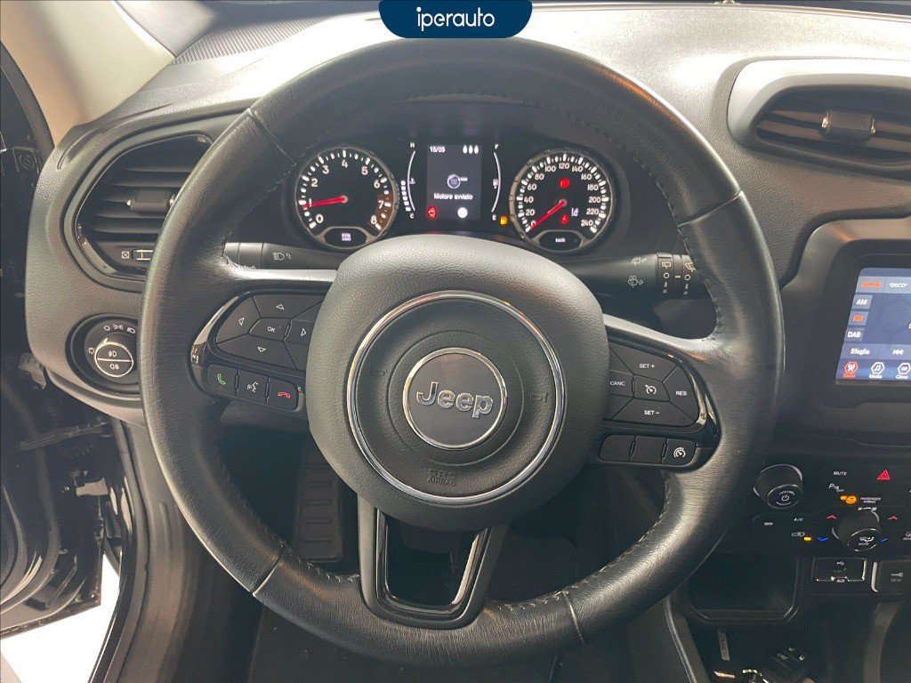 https://cdn-sm.caraffinity.it/images/vehicles/4657012/8/large