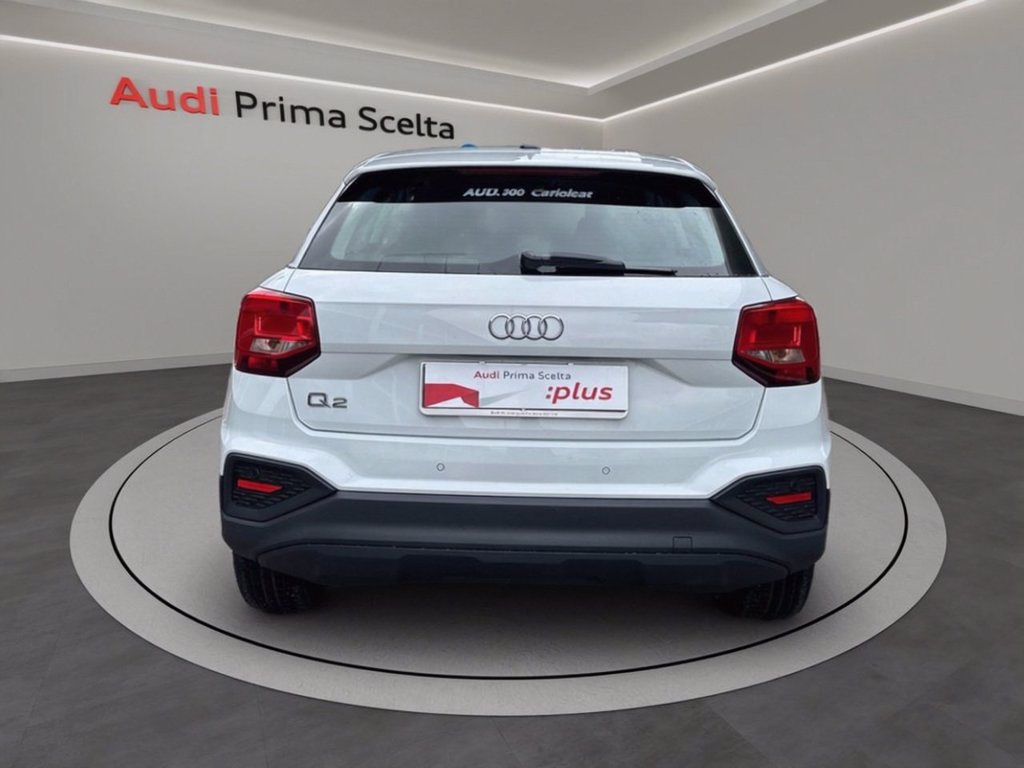 https://cdn-sm.caraffinity.it/images/vehicles/4657518/3/large