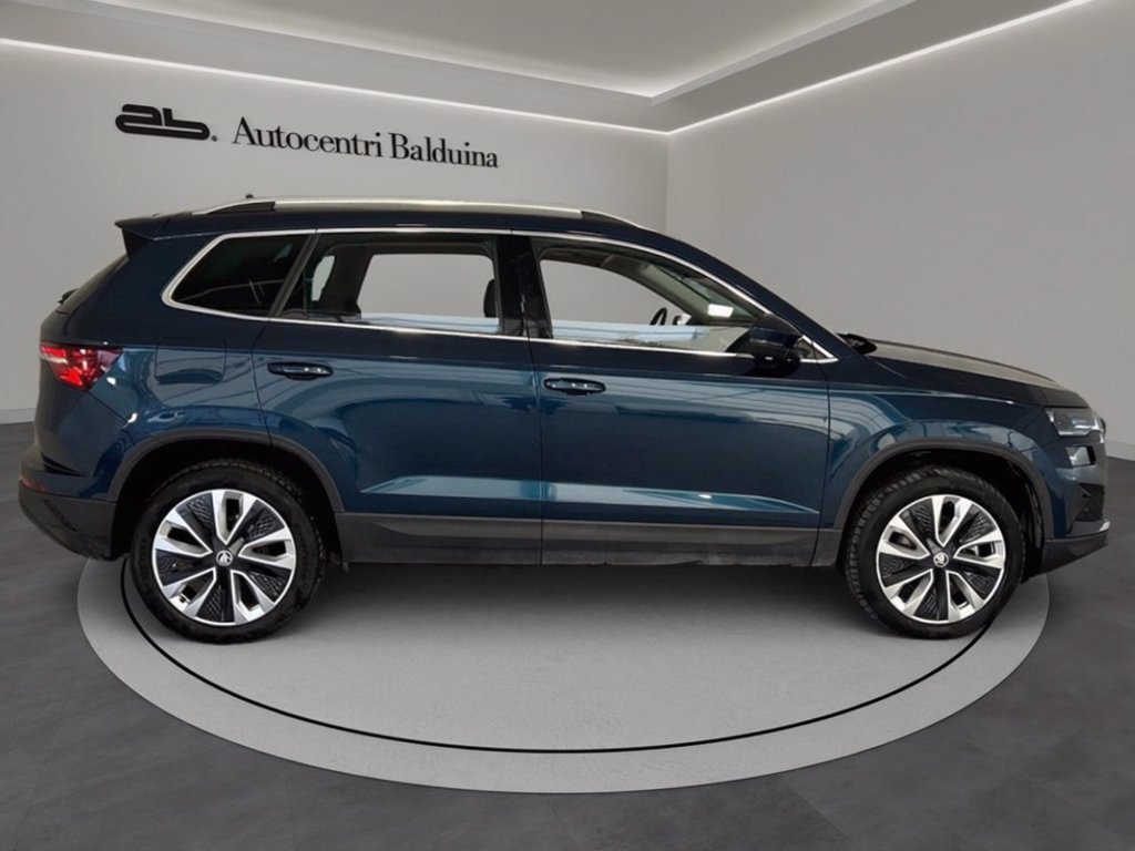 https://cdn-sm.caraffinity.it/images/vehicles/4658239/1/large