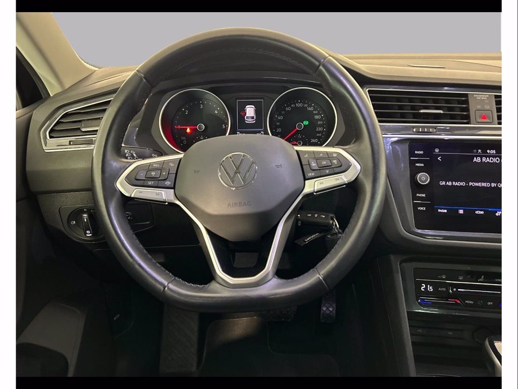 https://cdn-sm.caraffinity.it/images/vehicles/4659277/6/large
