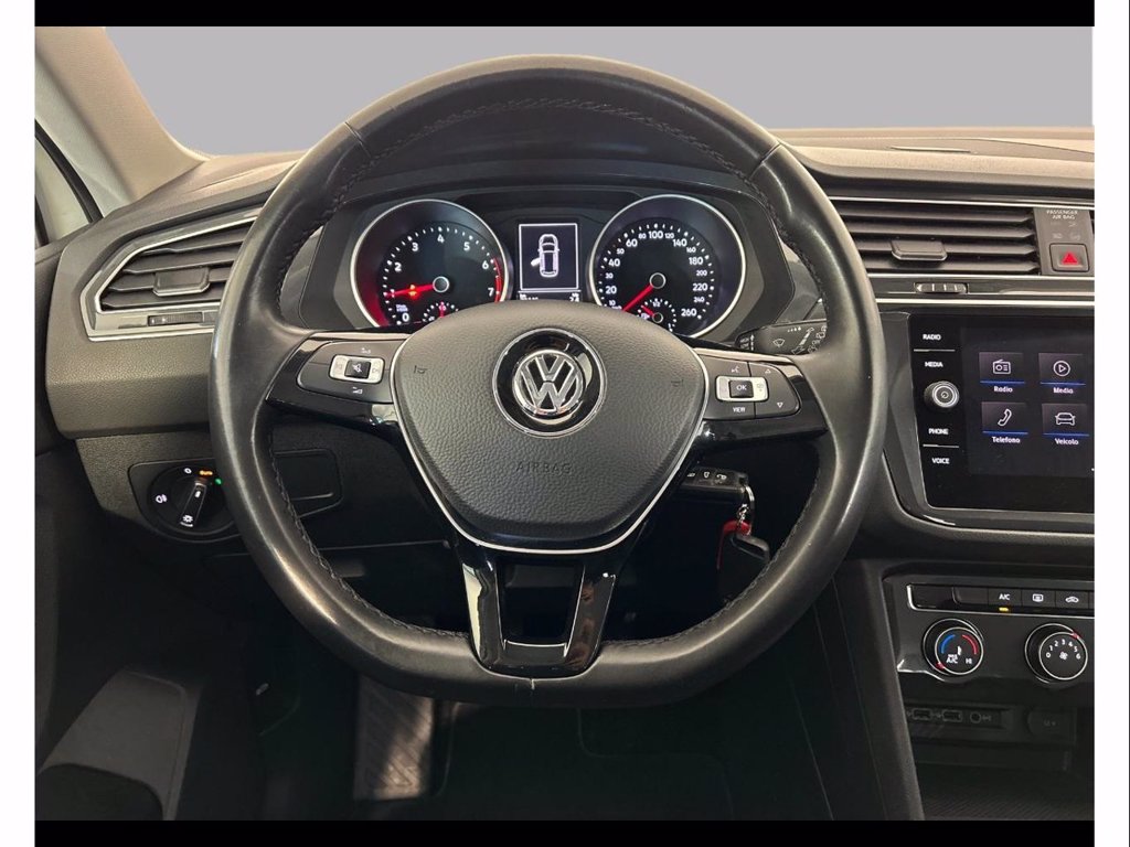 https://cdn-sm.caraffinity.it/images/vehicles/4659279/4/large