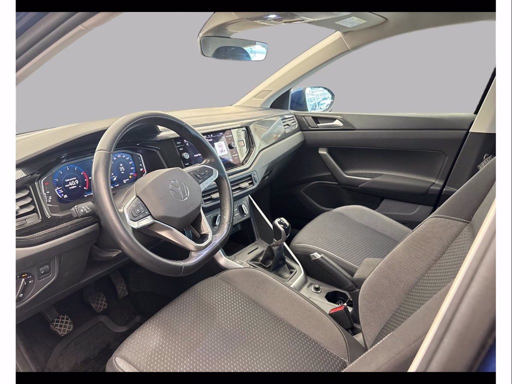 https://cdn-sm.caraffinity.it/images/vehicles/4660462/7/large
