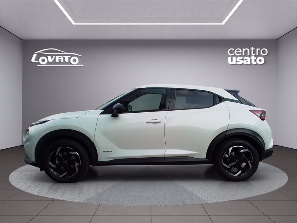 https://cdn-sm.caraffinity.it/images/vehicles/4662160/1/large