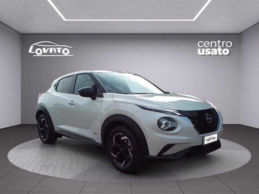 https://cdn-sm.caraffinity.it/images/vehicles/4662160/6/large