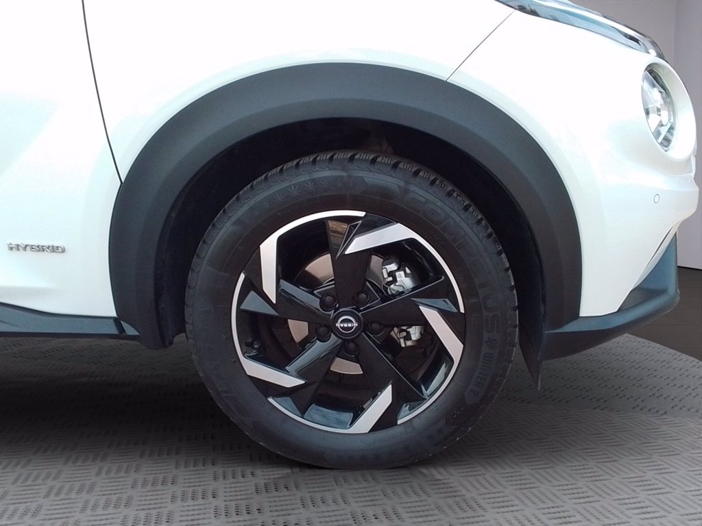https://cdn-sm.caraffinity.it/images/vehicles/4662160/8/large