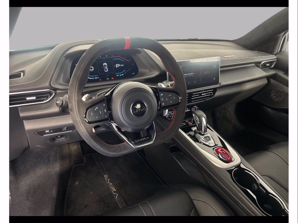 https://cdn-sm.caraffinity.it/images/vehicles/4662656/7/large