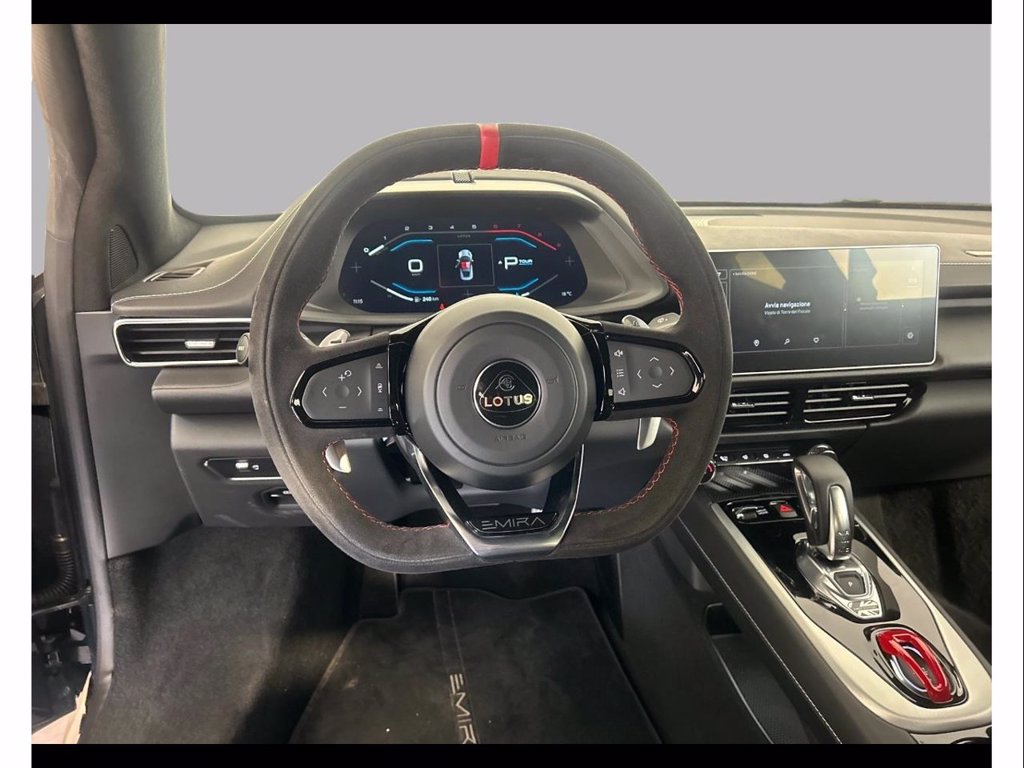 https://cdn-sm.caraffinity.it/images/vehicles/4662656/8/large