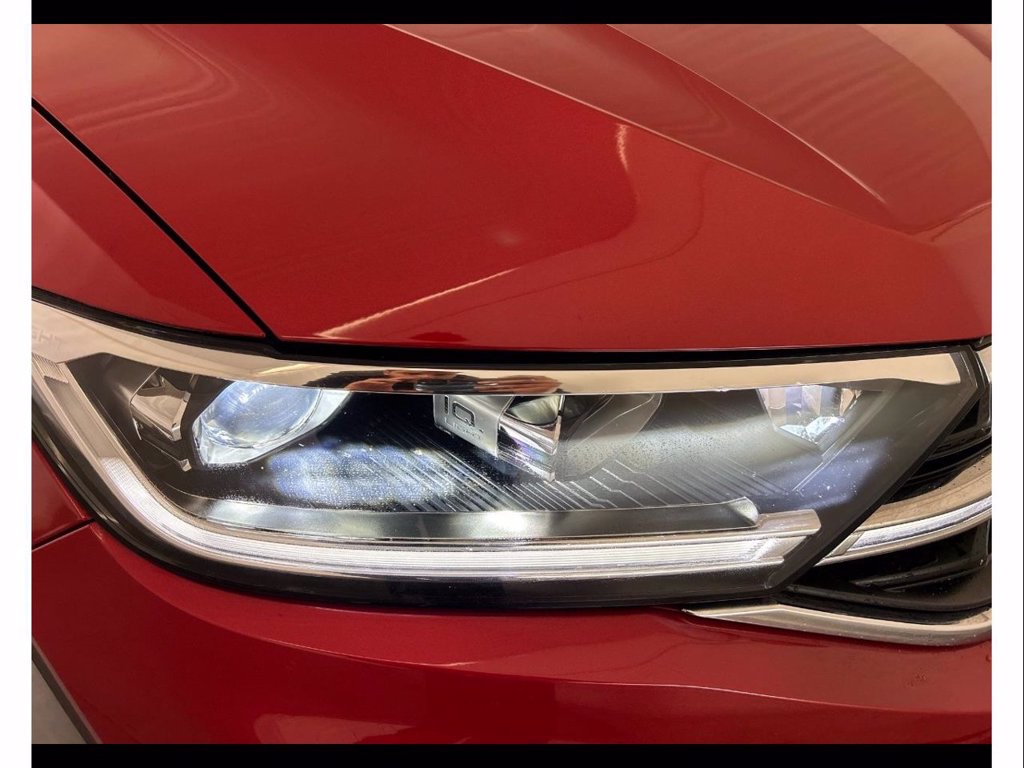 https://cdn-sm.caraffinity.it/images/vehicles/4663013/5/large