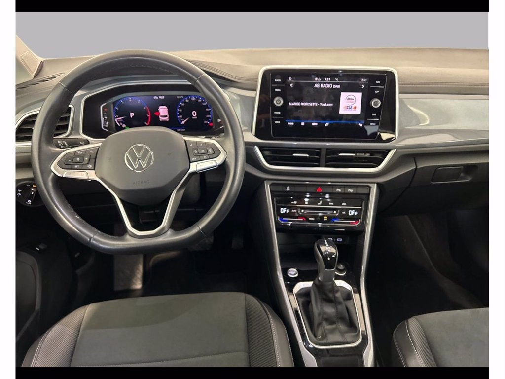 https://cdn-sm.caraffinity.it/images/vehicles/4663013/7/large
