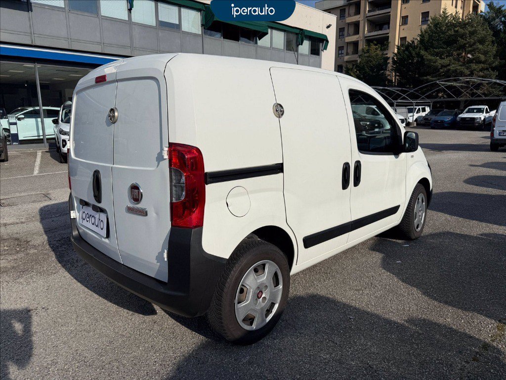 https://cdn-sm.caraffinity.it/images/vehicles/4663189/4/large