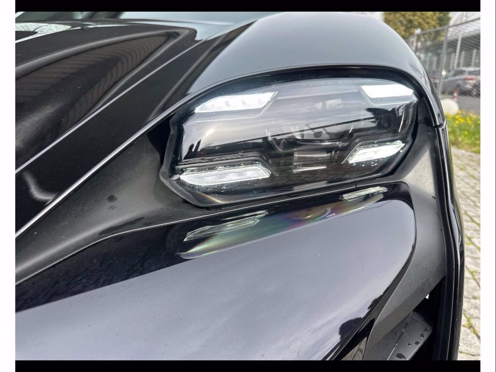 https://cdn-sm.caraffinity.it/images/vehicles/4665416/5/large