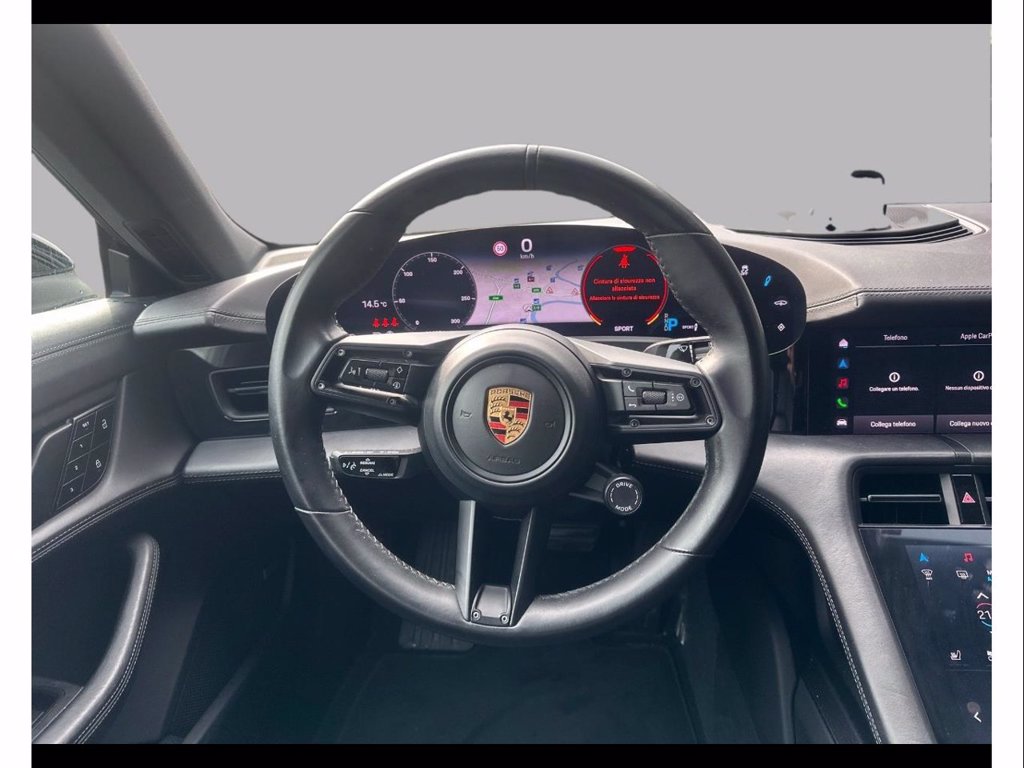 https://cdn-sm.caraffinity.it/images/vehicles/4665416/8/large