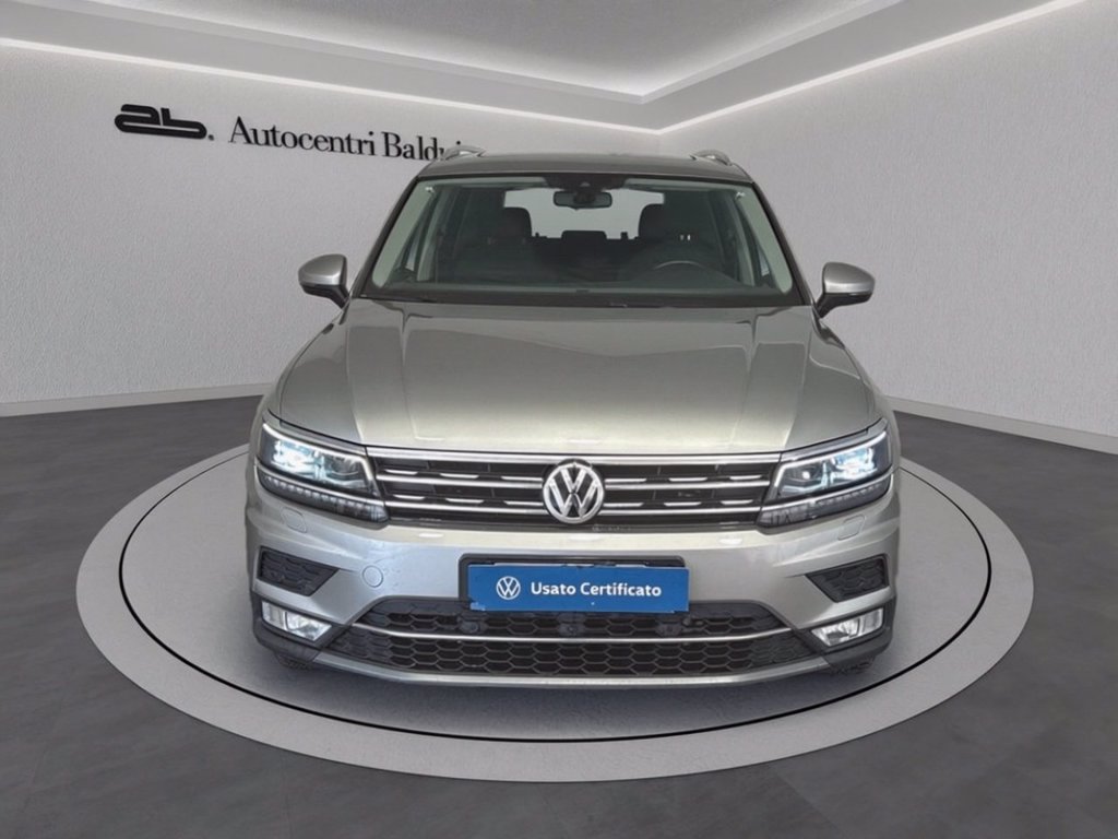 https://cdn-sm.caraffinity.it/images/vehicles/4667335/1/large