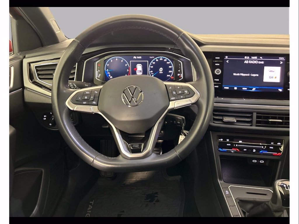 https://cdn-sm.caraffinity.it/images/vehicles/4667336/8/large
