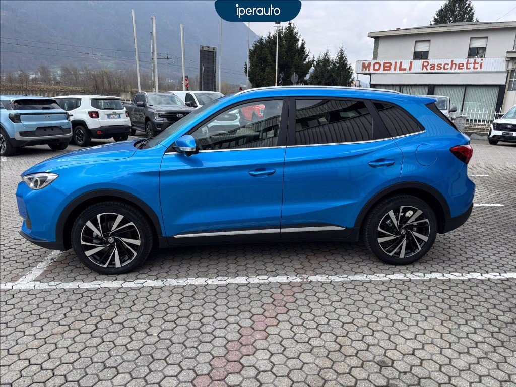 https://cdn-sm.caraffinity.it/images/vehicles/4671457/5/large