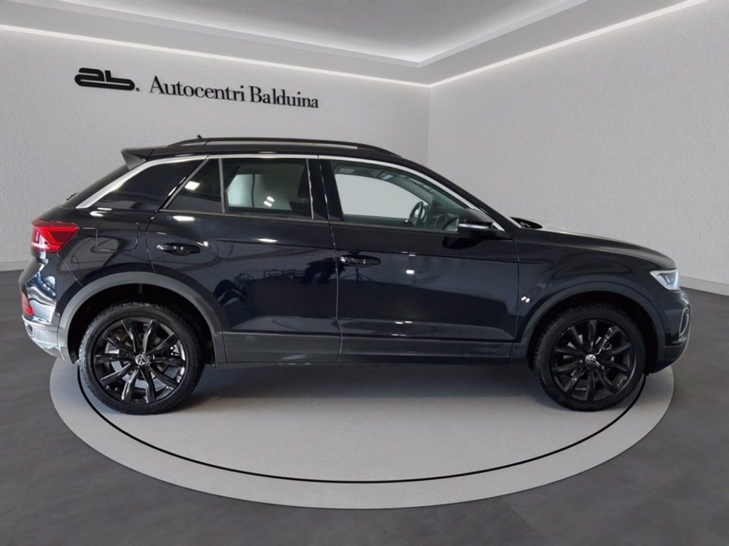 https://cdn-sm.caraffinity.it/images/vehicles/4673045/2/large