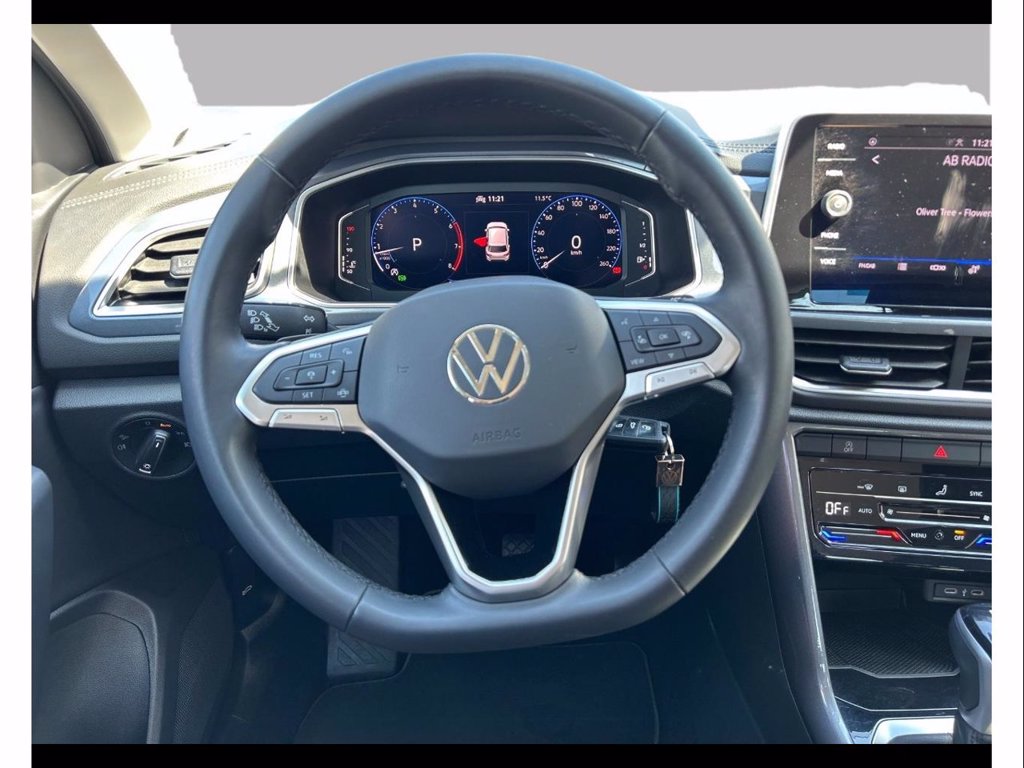 https://cdn-sm.caraffinity.it/images/vehicles/4679316/7/large