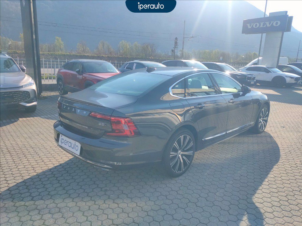 https://cdn-sm.caraffinity.it/images/vehicles/4679549/5/large